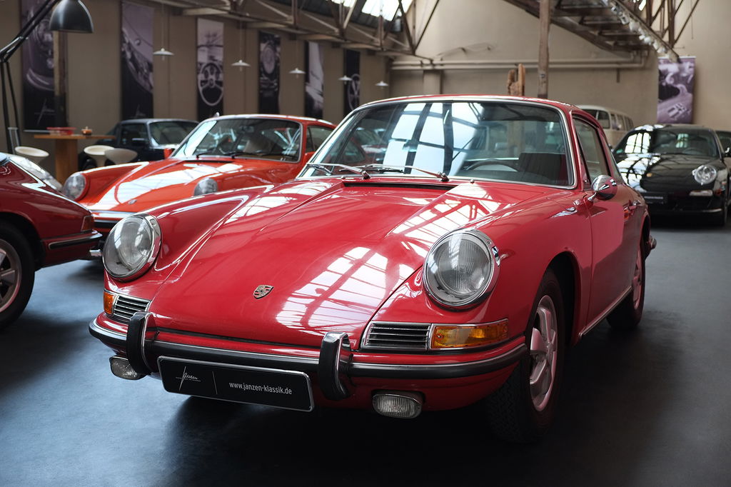 Porsche 911 S (F-Modell)