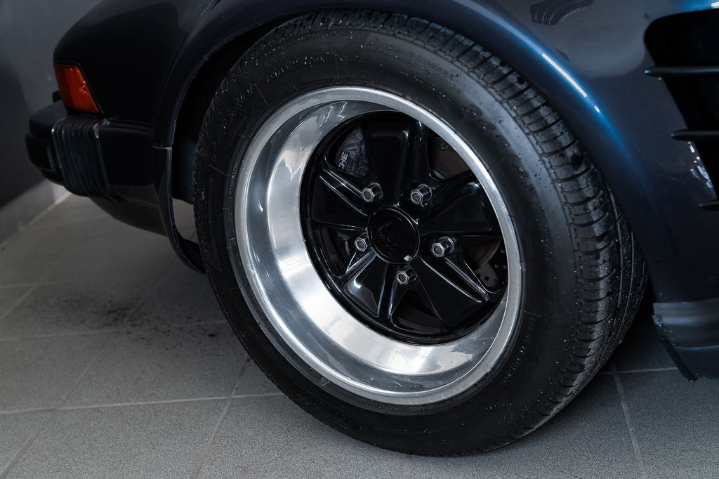 Porsche 911 Carrera 3.2 WTL