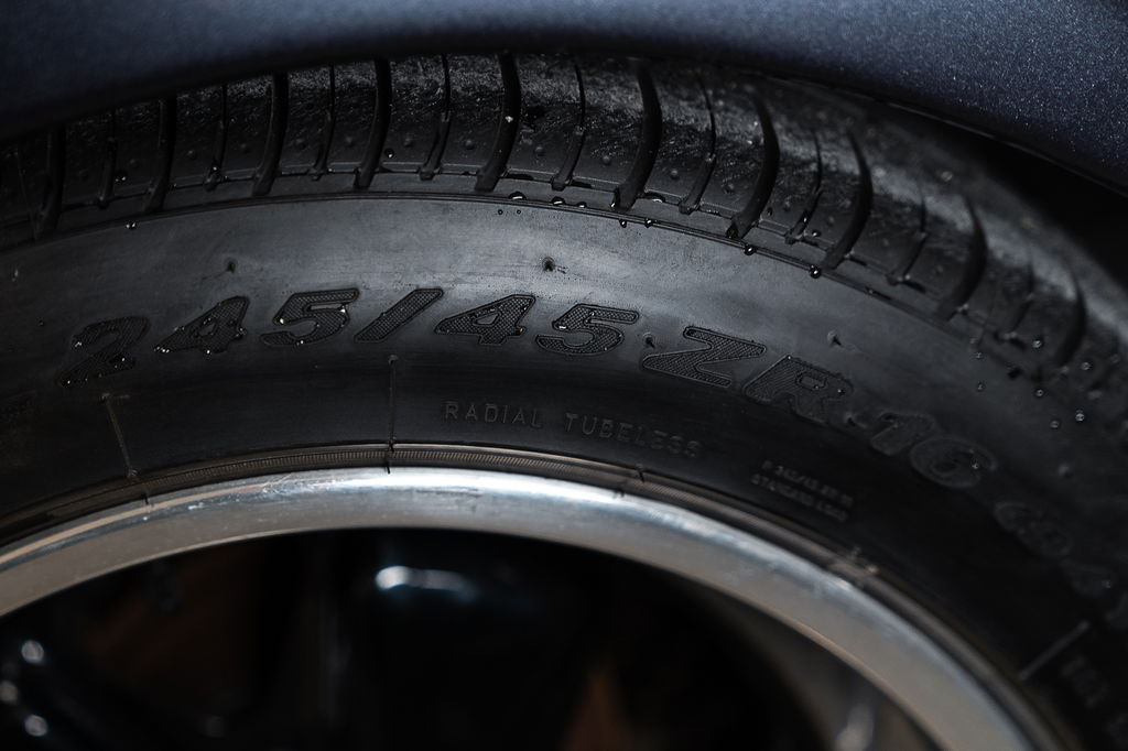 Porsche 911 Carrera 3.2 WTL