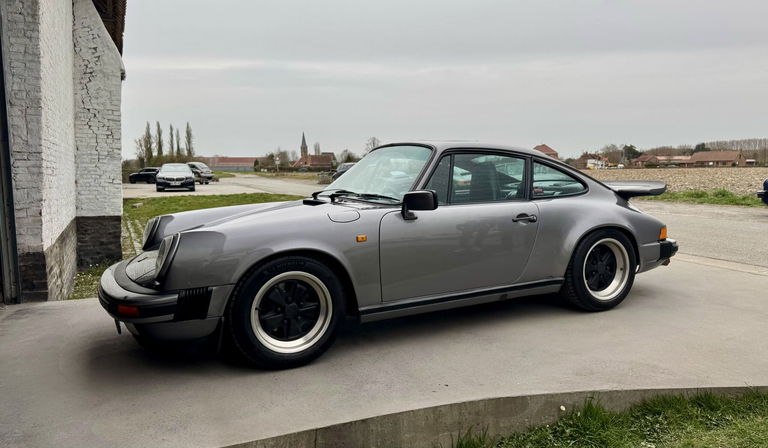 Porsche 911 Carrera 3.2