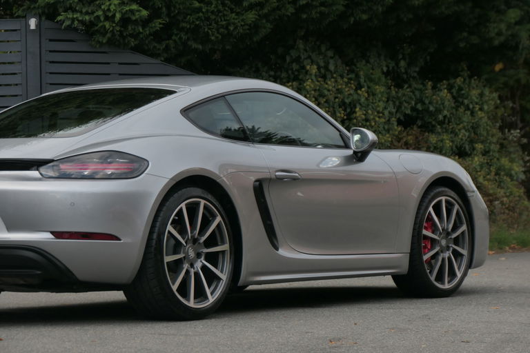 Porsche 718 Cayman S