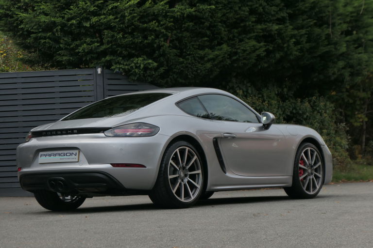 Porsche 718 Cayman S