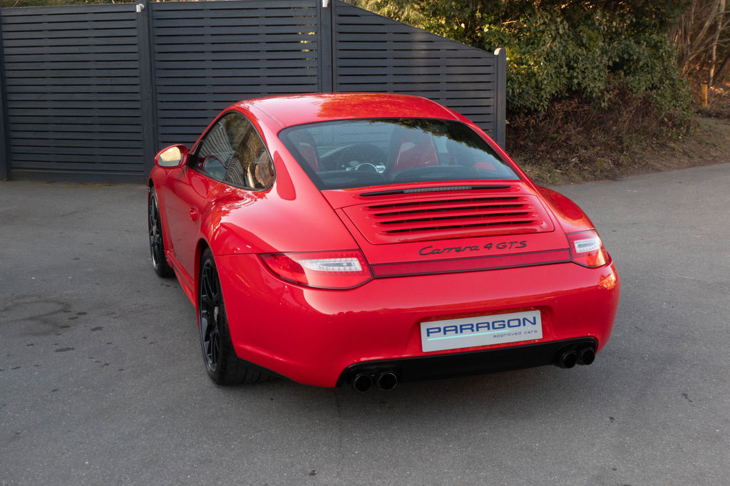 Porsche 997.2 Carrera 4 GTS