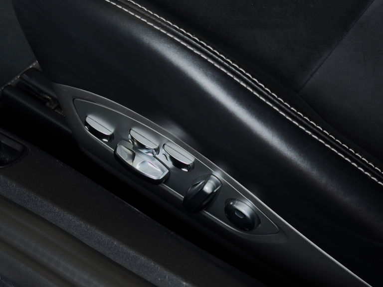 Porsche 991 Carrera 4 GTS