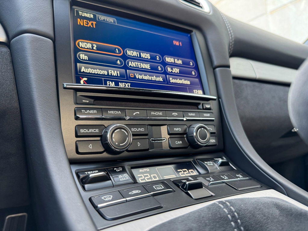 Porsche 981 Cayman GT4