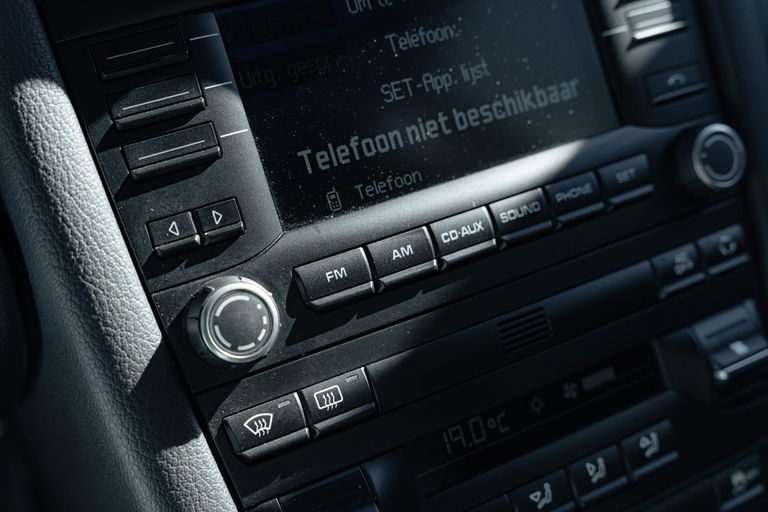 Porsche 987 Cayman R