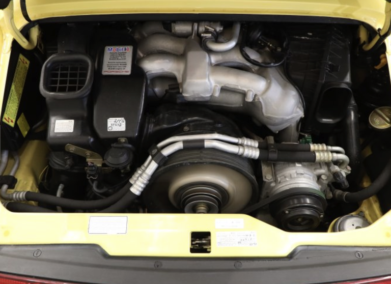 Porsche 993 Carrera 4S