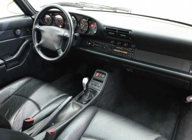 Porsche 993 Carrera 4S