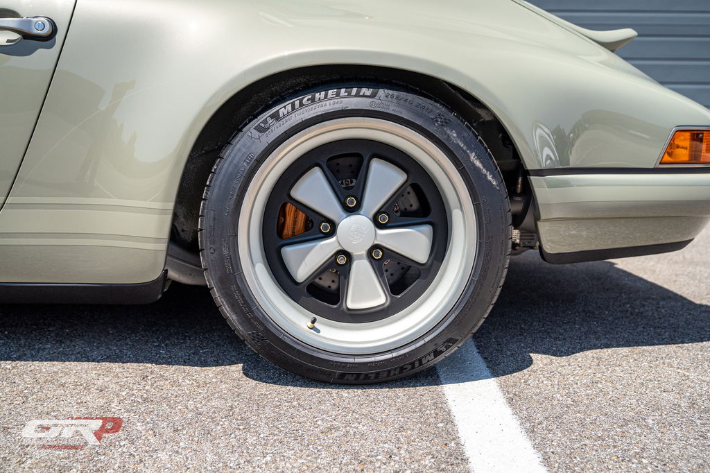 Porsche 911 Reimagined by Singer