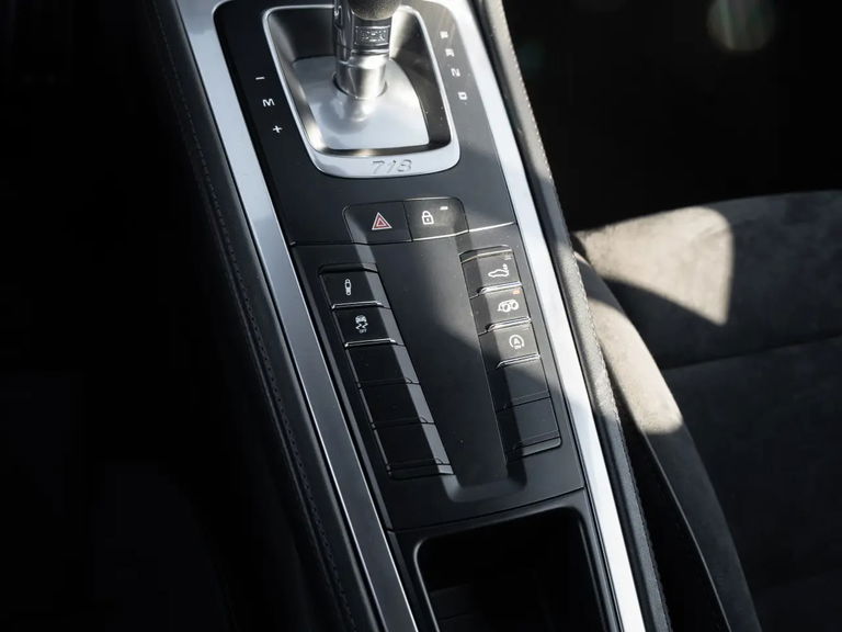 Porsche 718 Cayman GTS