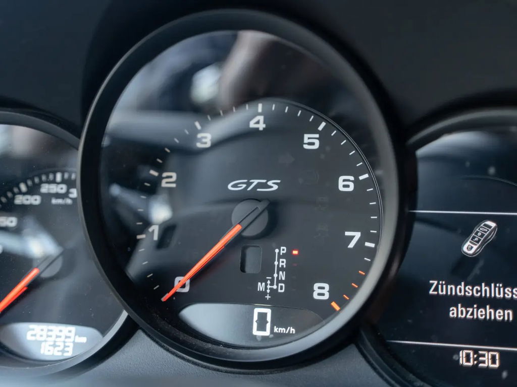 Porsche 991.2 Carrera GTS