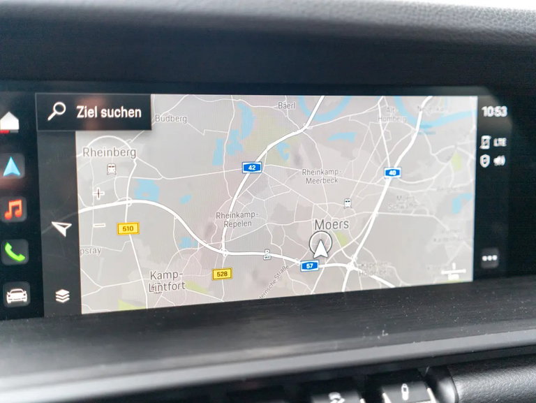 Porsche 992 Carrera 4 GTS