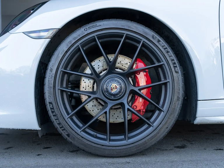 Porsche 991.2 Carrera GTS