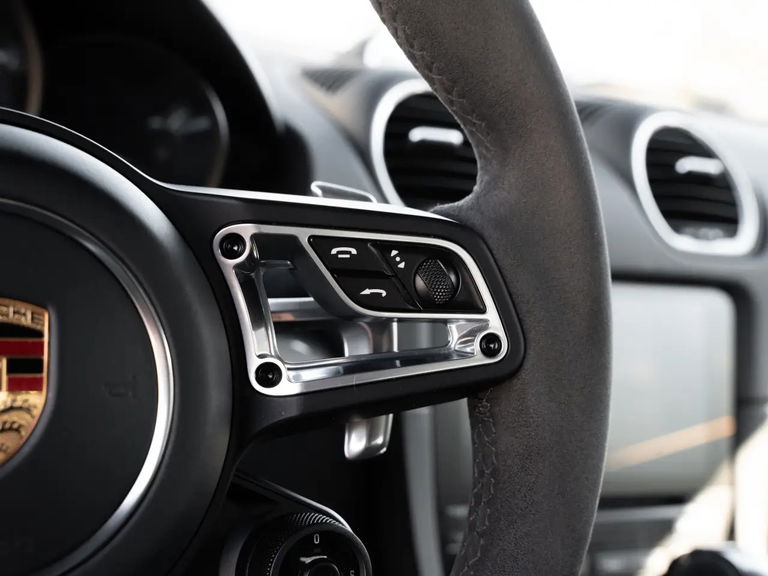 Porsche 718 Cayman GTS