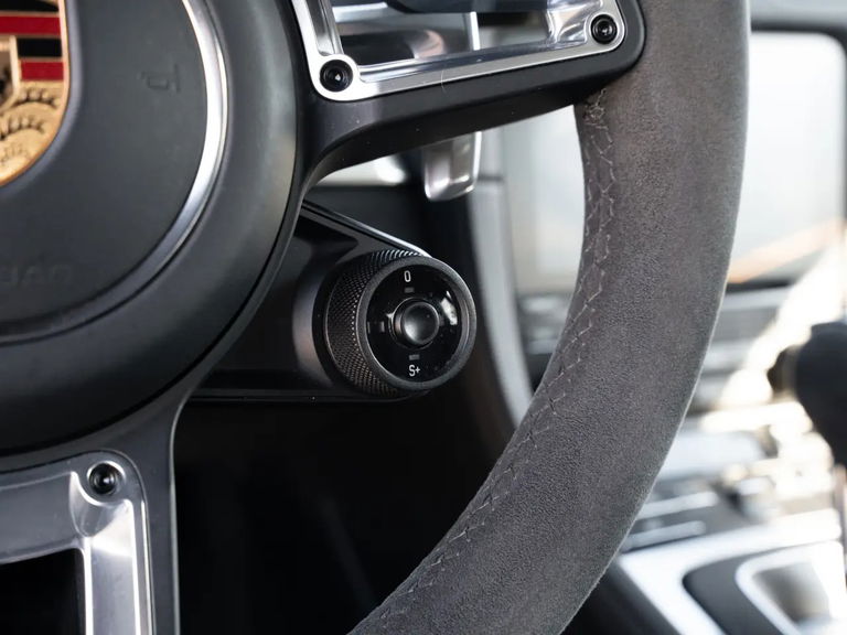 Porsche 718 Cayman GTS