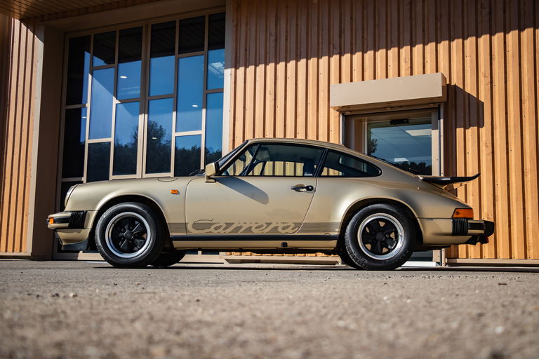 Porsche 911 Carrera 3.2