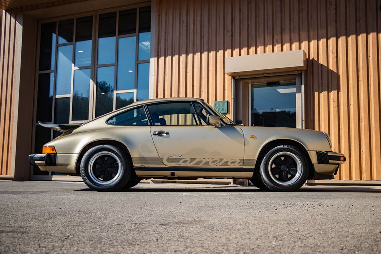 Porsche 911 Carrera 3.2