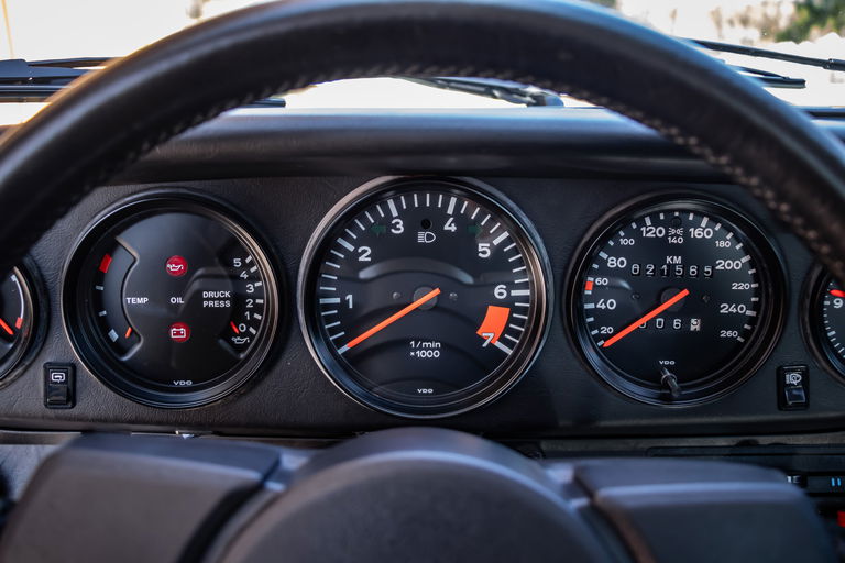 Porsche 911 Carrera 3.2