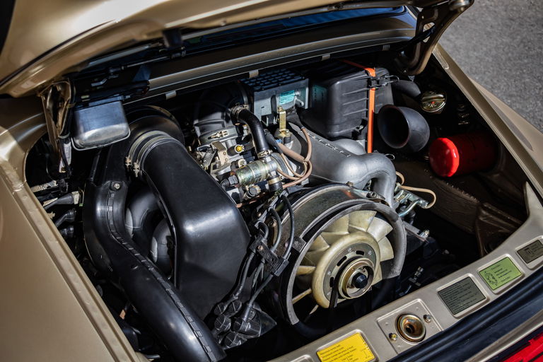 Porsche 911 Carrera 3.2