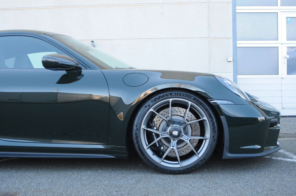 Porsche 992 GT3 Touring