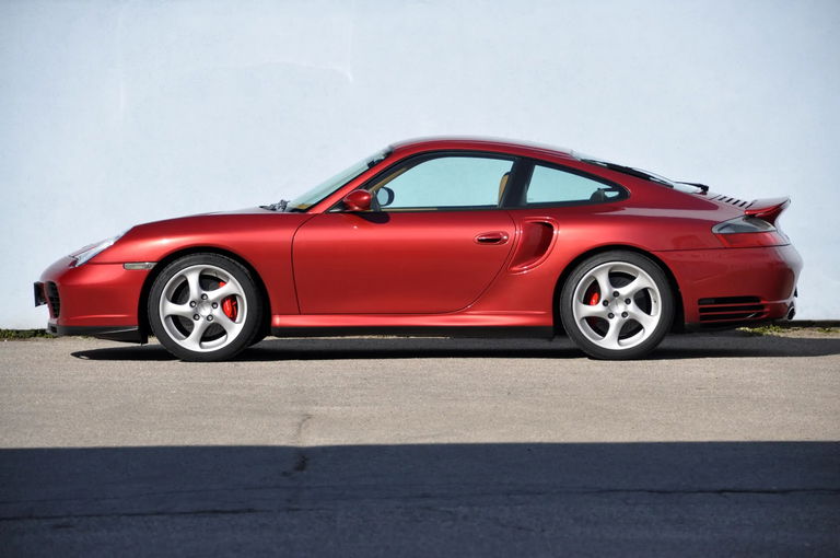 Porsche 996 Turbo in Orientrot Metallic