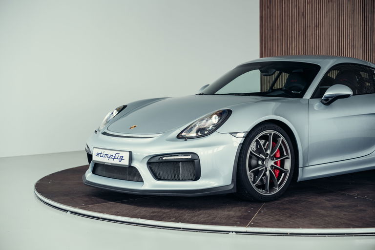 Porsche 981 Cayman GT4
