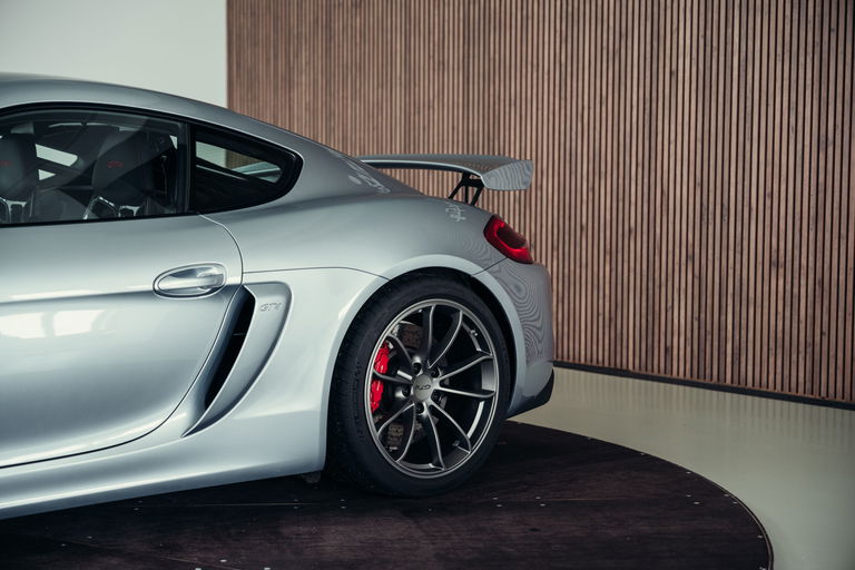 Porsche 981 Cayman GT4