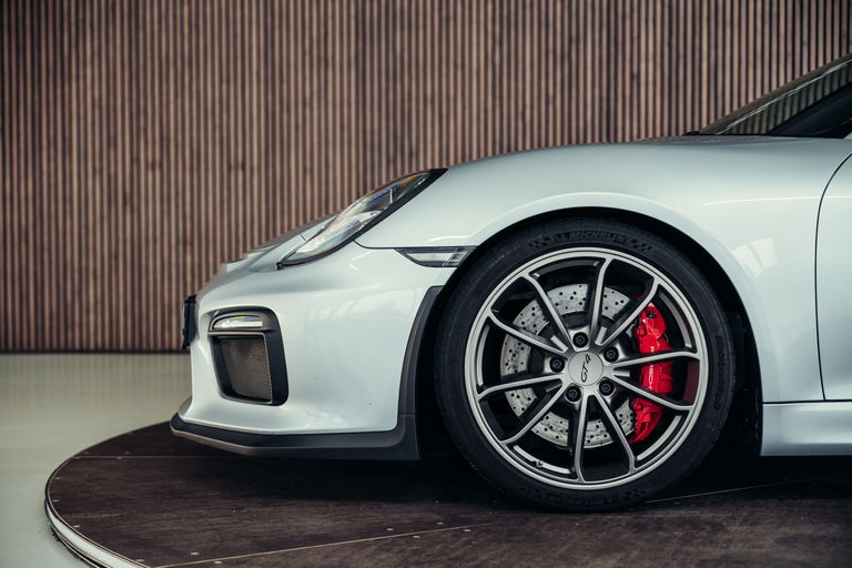 Porsche 981 Cayman GT4