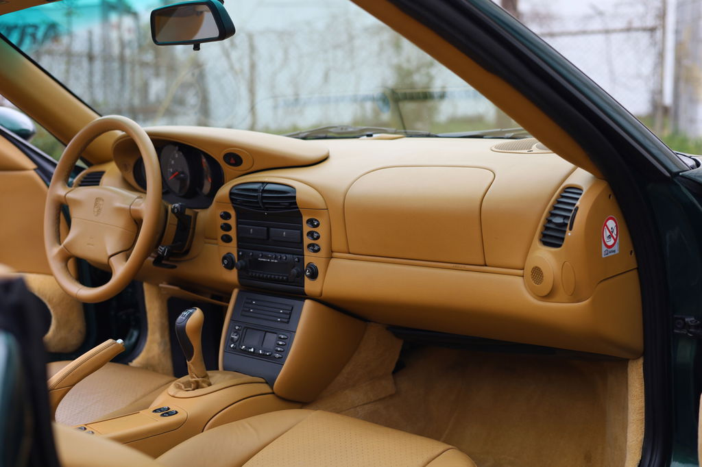Porsche 996 Carrera