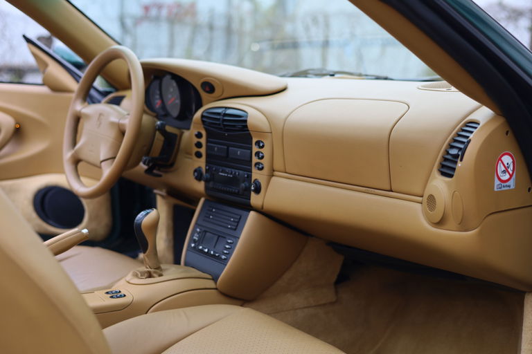 Porsche 996 Carrera