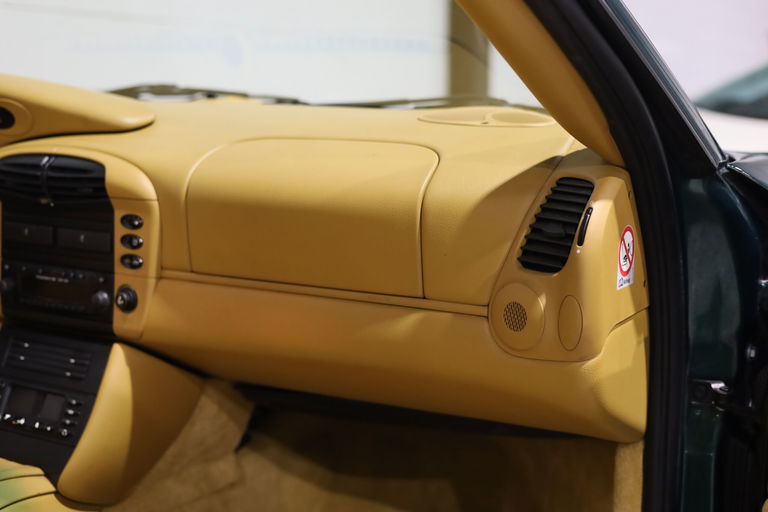 Porsche 996 Carrera