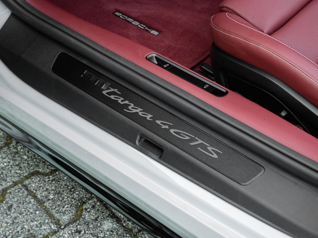 Porsche 992.2 Targa 4 GTS