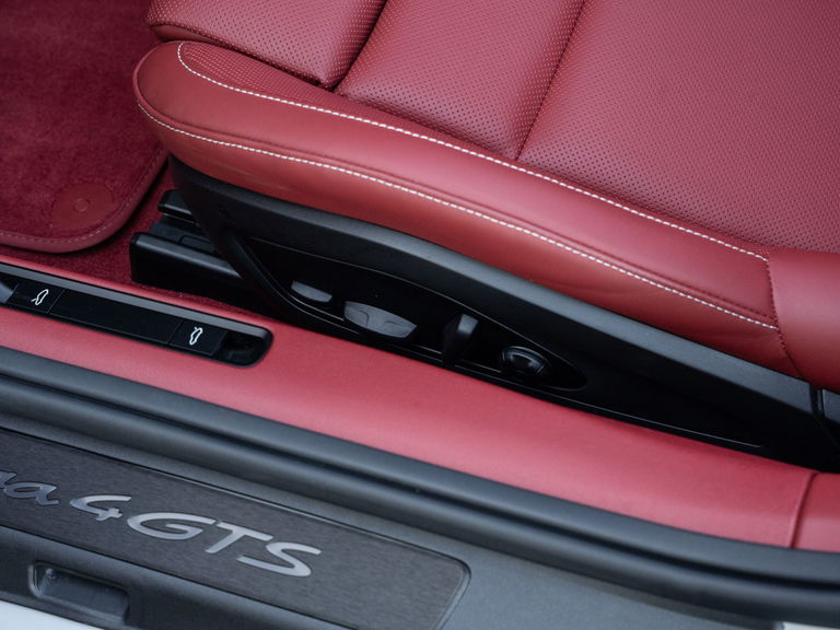 Porsche 992.2 Targa 4 GTS