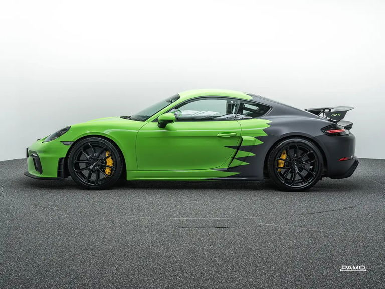 Porsche 718 Cayman GT4