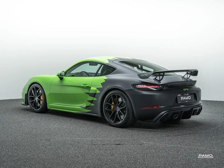 Porsche 718 Cayman GT4