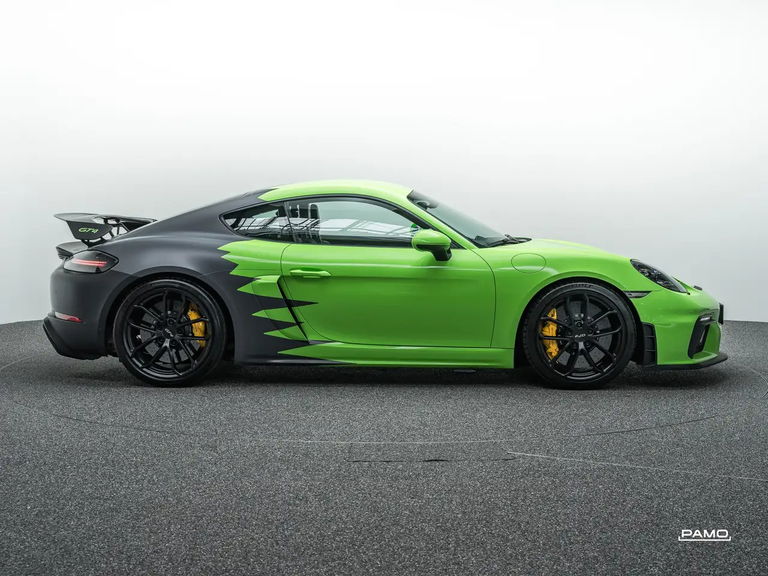 Porsche 718 Cayman GT4