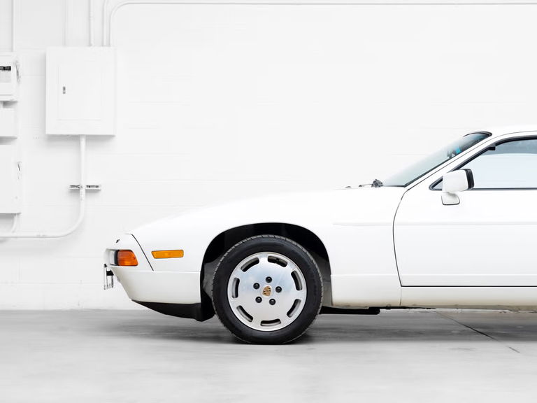 Porsche 928 S4
