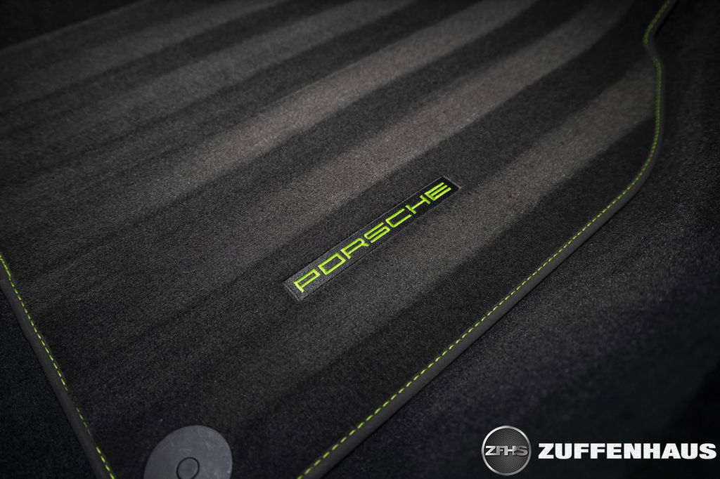 Porsche 992 Carrera T