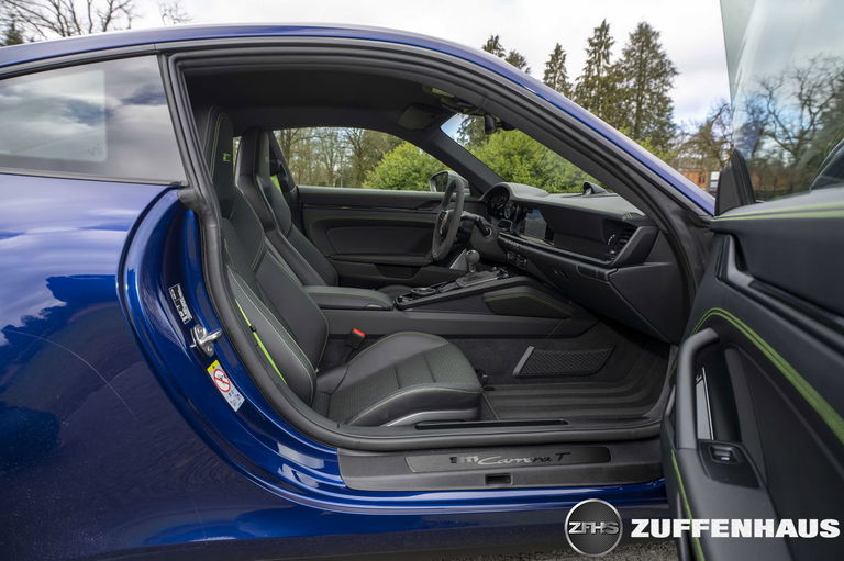 Porsche 992 Carrera T