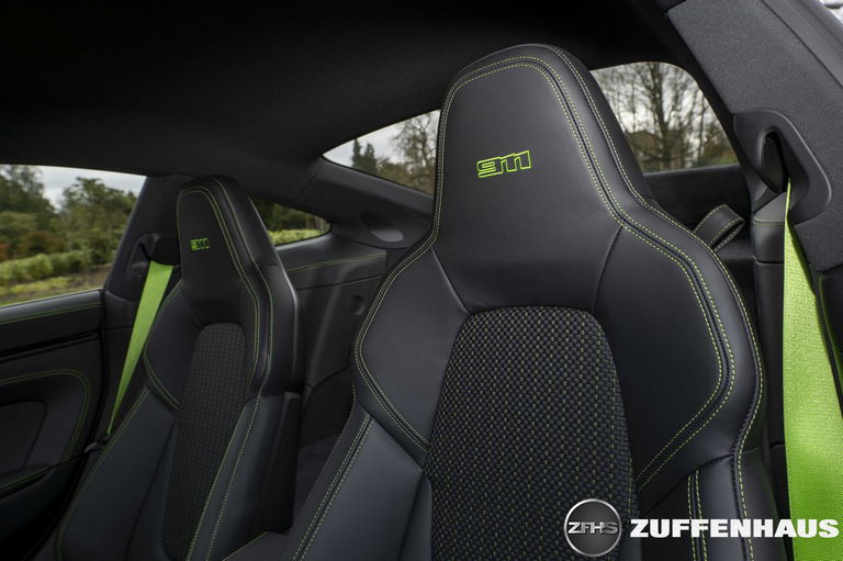 Porsche 992 Carrera T