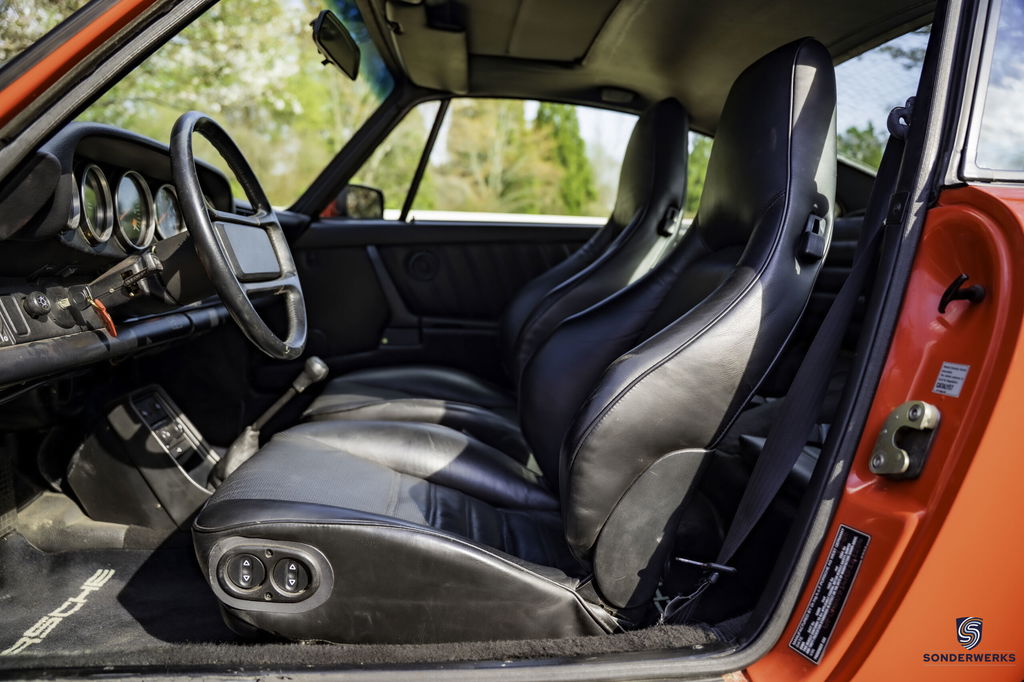 Porsche 911 Carrera 3.2