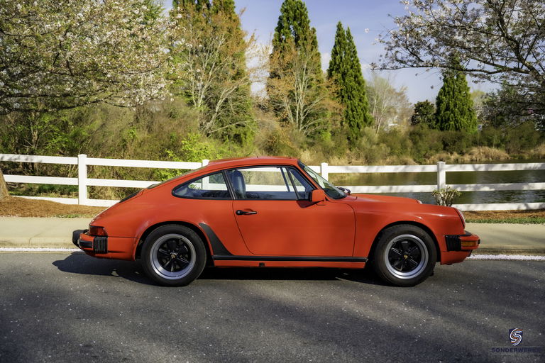 Porsche 911 Carrera 3.2