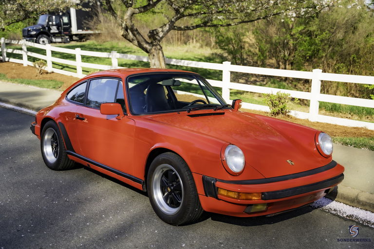 Porsche 911 Carrera 3.2