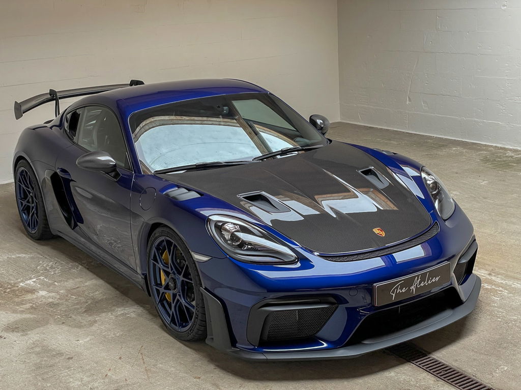 Porsche 718 Cayman GT4 RS