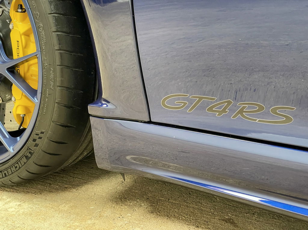 Porsche 718 Cayman GT4 RS