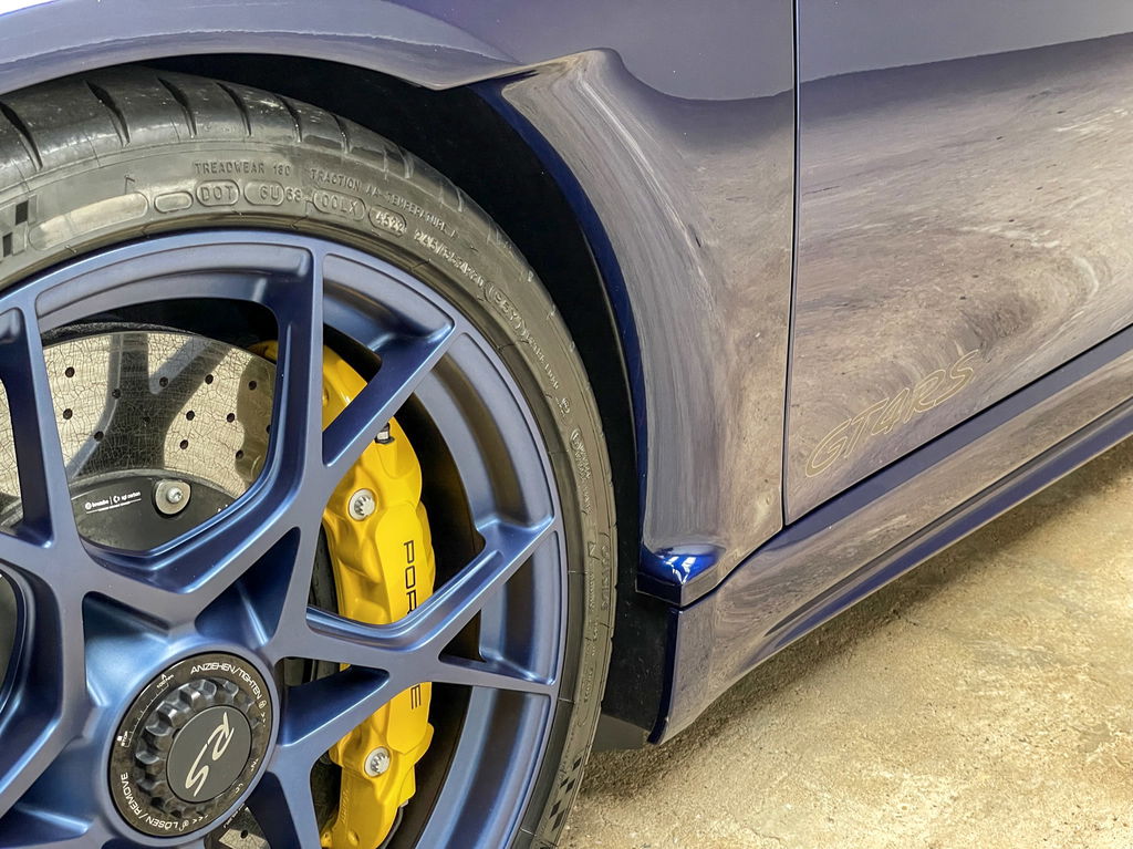 Porsche 718 Cayman GT4 RS