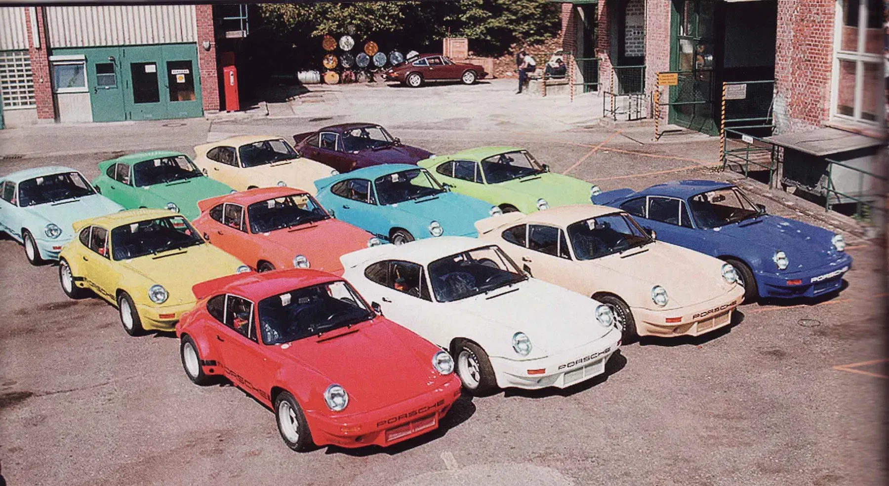 IROC Porsche 911 Carrera 3.0 RSR Weissach