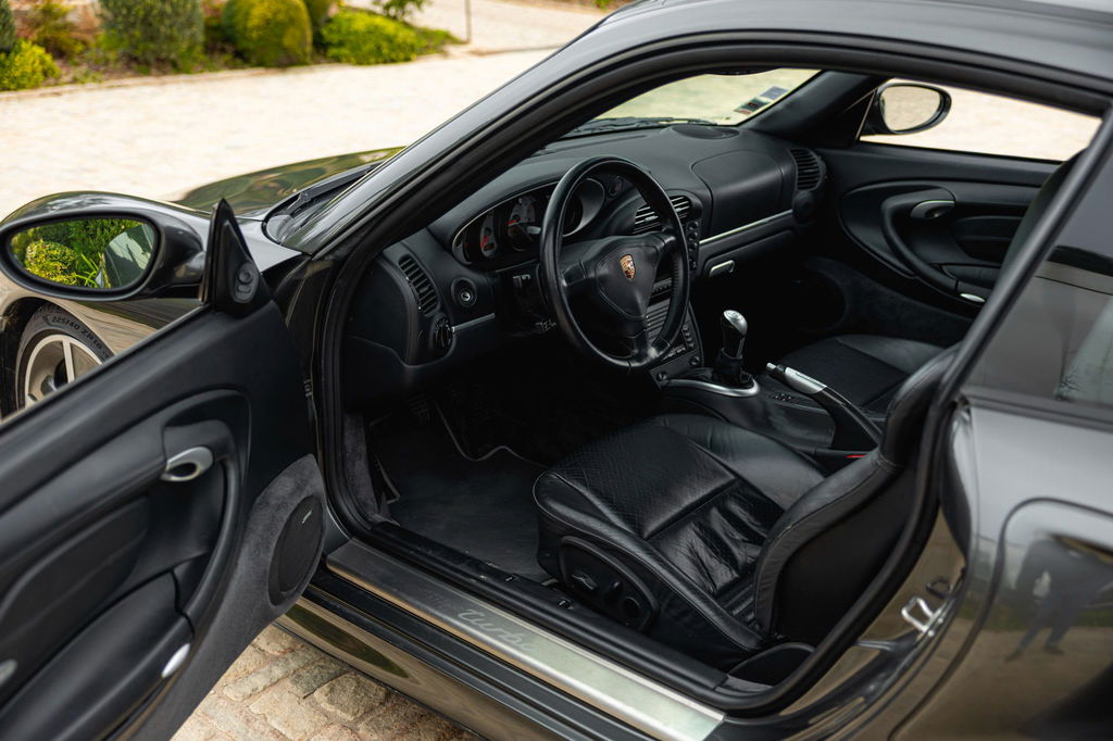 Porsche 996 Turbo