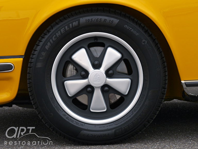 Porsche 911 E