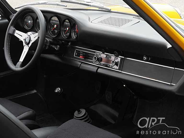 Porsche 911 E